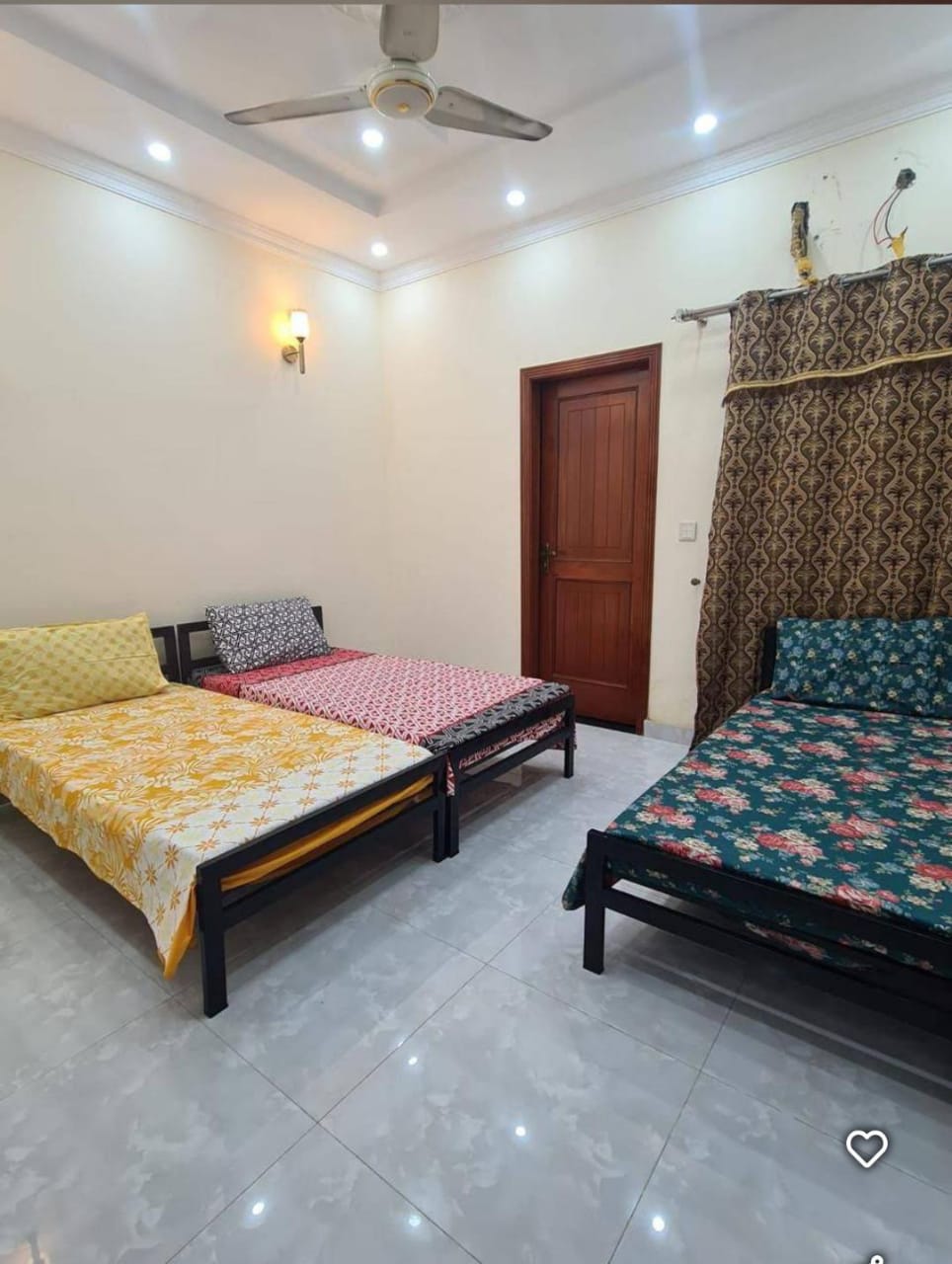 3 Seater Room - Veloera Girls Hostel